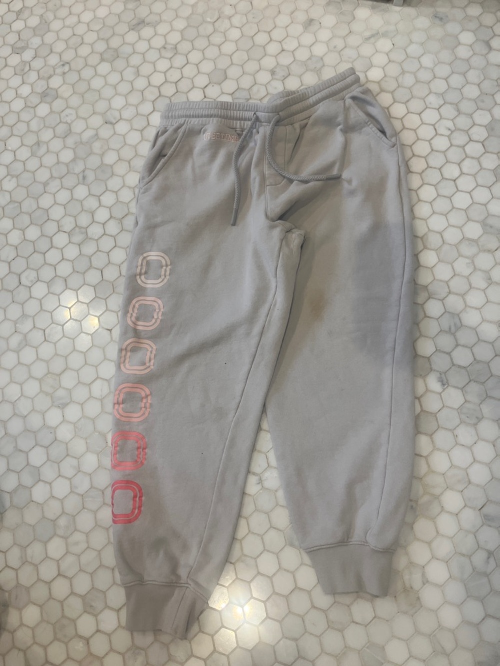 Overtime sweatpants 
Medium